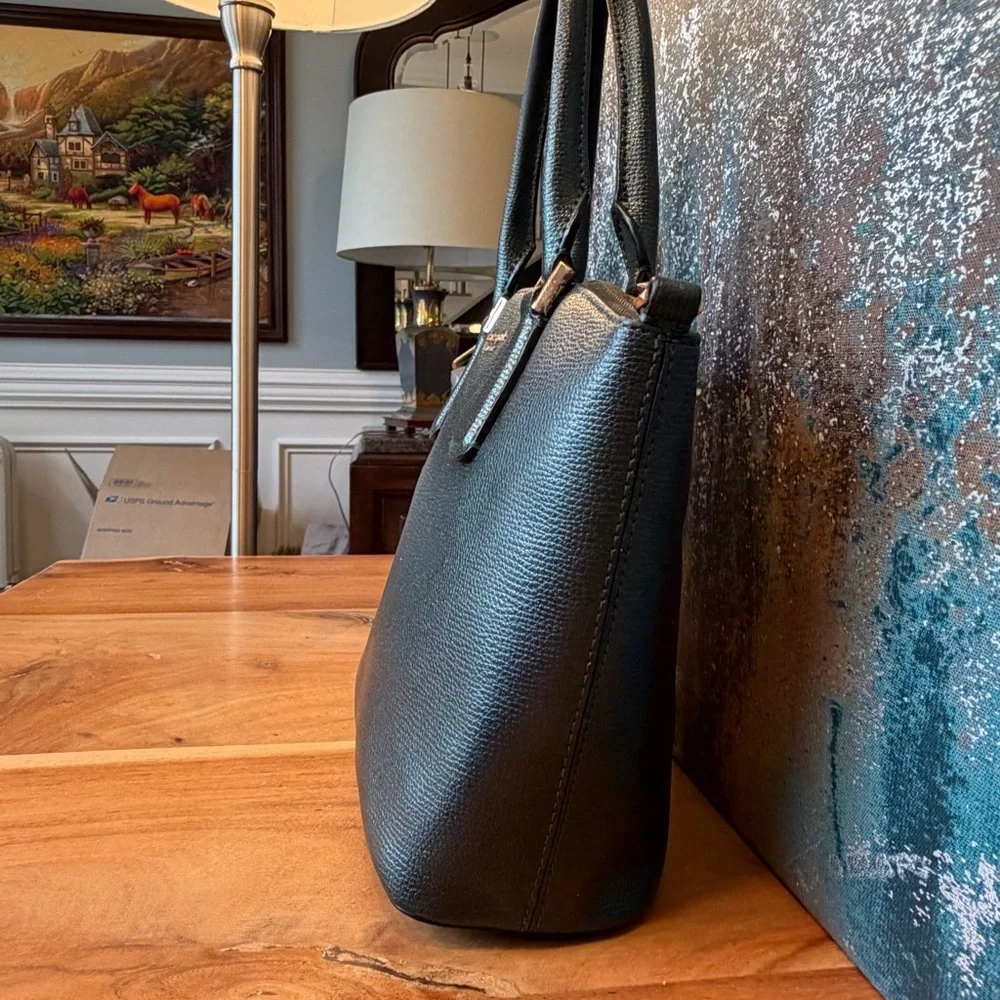 Kate Spade Minimalist Deep Evergreen Metallic Leather Sylvia Small satchel (EUC)